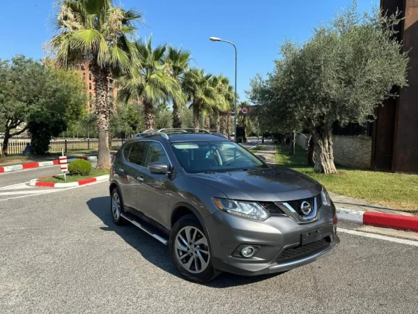 Tirane, shes SUV | Xhip NISSAN ROGUE 2.5 Benzin+Gaz, gri e erret automatik Klima