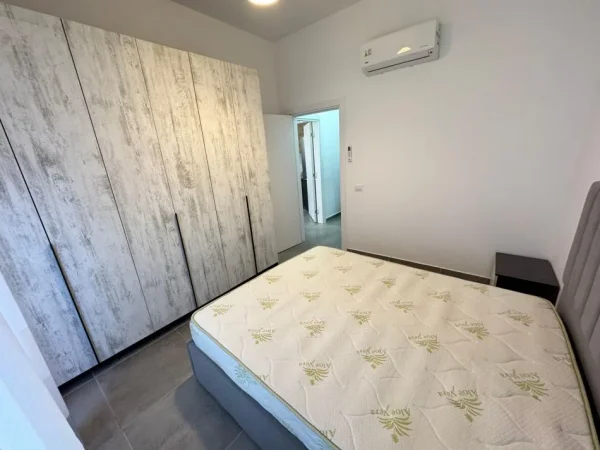 Tirane, jepet me qera apartament 1+1 Kati 1, 65 m² 500 € (kodra e diellit)