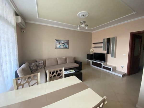 Tirane, jepet me qera apartament 2+1+Ballkon Kati 3, 105 m² 450 € (Tom Plezha)
