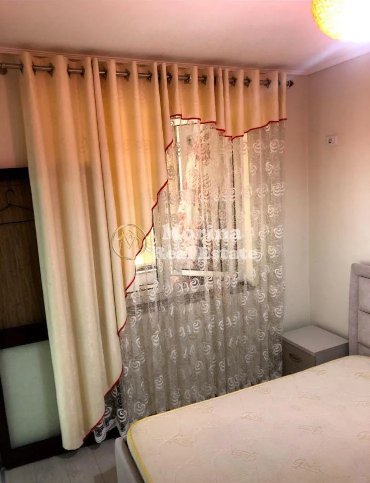 Tirane, jepet me qera apartament 1+1 Kati 3, 60 m² 500 € (Vasil Shanto)