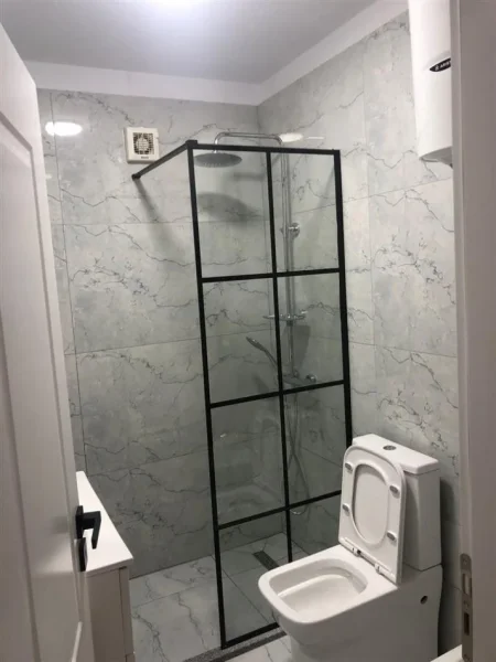 Tirane, shitet apartament 1+1 Kati 4, 66 m² 133.000 € (Rruga e kavajes pran Globe)