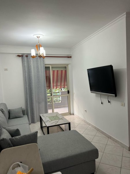 Tirane, jepet me qera apartament 2+1+Ballkon Kati 2, 100 m² 450 € (Eja Studio Astir)