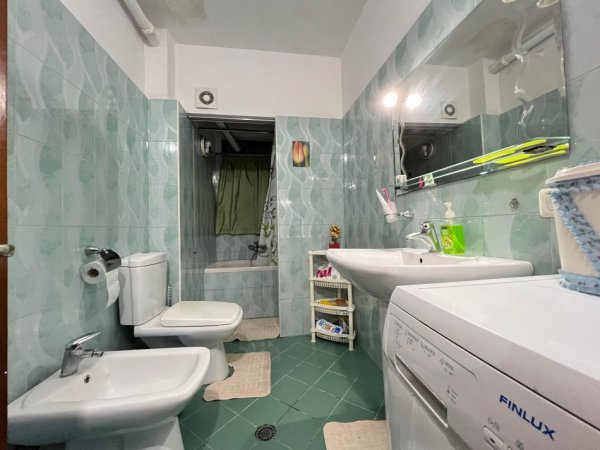 Tirane, shes apartament 2+1 Kati 1, 75 m² 175.000 € (rruga kongresi i lushnjes)