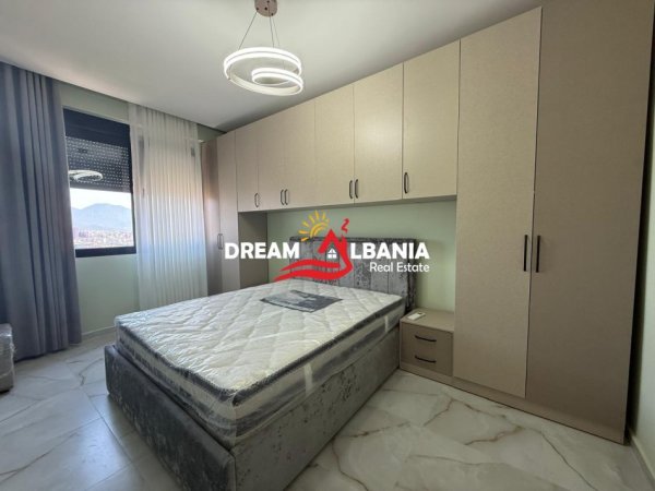 Tirane, jepet me qera apartament 1+1+Ballkon Kati 3, 70 m² 600 € (ne Selite Residenca Aleksandros)