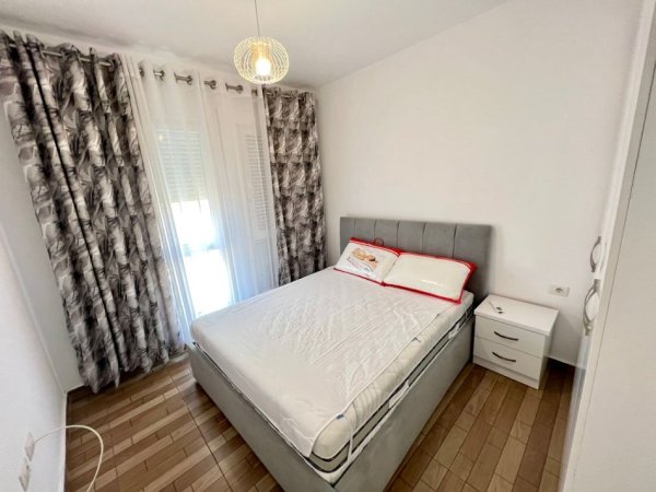 Tirane, jap me qera apartament 2+1+Ballkon Kati 2, 85 m² 500 € (rruga Pasho Hysa)