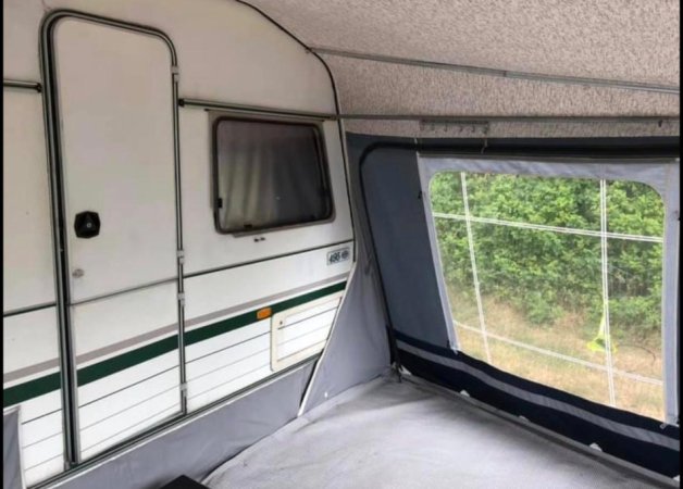 Tirane, shes Rrolet | Camper , e bardhë 8.100 €