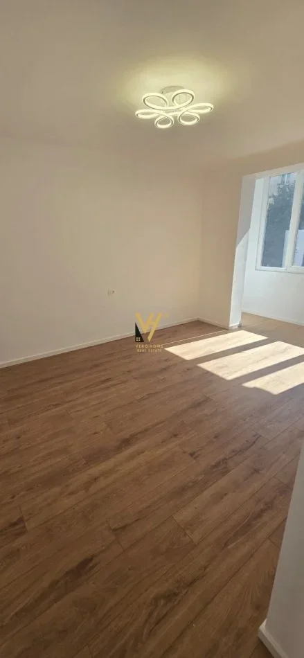 Tirane, shitet garsonier Kati 3, 30 m² 95.000 € (MYSLYM SHYRI)