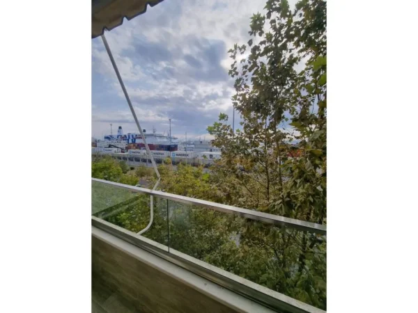 Rruga e Portit, shitet apartament 3+1+Ballkon Kati 3, 134 m² 360.000 € (Durres)