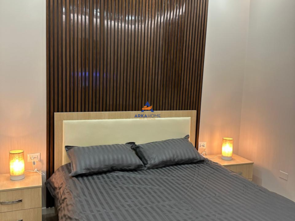 Tirane, jepet me qera apartament 2+1+Ballkon Kati 4, 65 m² 650 € (PAZAR I RI,RRUGA RIZA JASA)