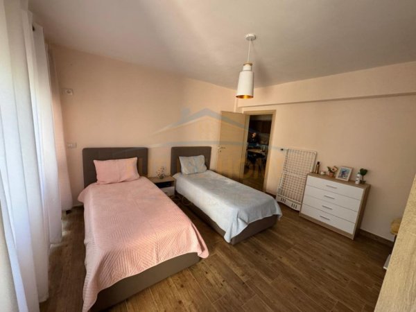 Vollga, shitet apartament 2+1 Kati 6, 85 m² 85.000 € (Durres)