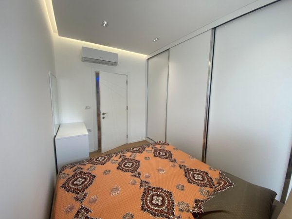 Tirane, jap me qera apartament 1+1 Kati 1, 80 m² 600 € (rruga hamdi pepo)