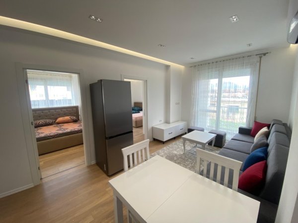Tirane, jap me qera apartament 1+1 Kati 1, 80 m² 600 € (rruga hamdi pepo)