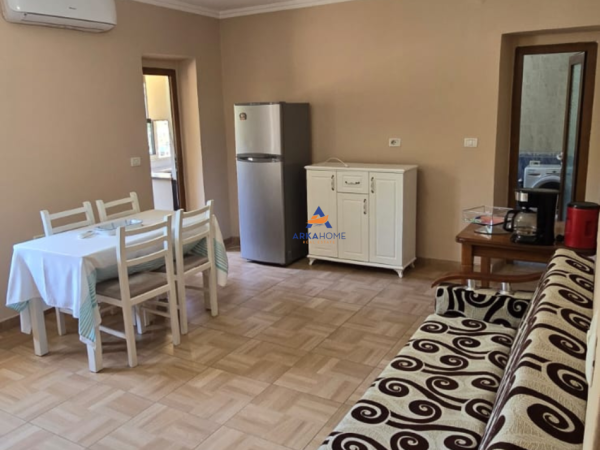 Tirane, shitet apartament 2+1+Ballkon Kati 1, 98 m² 195.000 € (RRUGA FORTUZI,SHKOLLA JERONIM DE RADA)