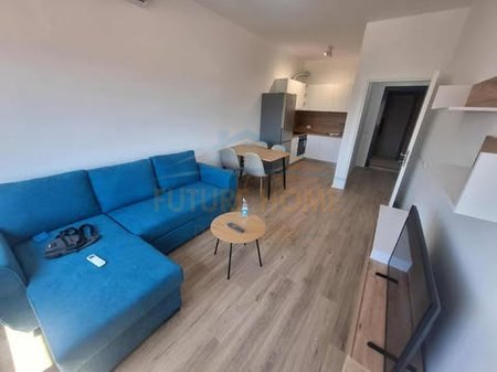 Tirane, jepet me qera apartament 1+1+Ballkon Kati 10, 59 m² 500 € 