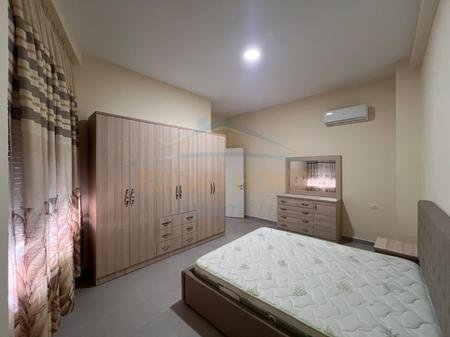 Tirane, jepet me qera apartament 2+1+Ballkon Kati 2, 102 m² 500 € 