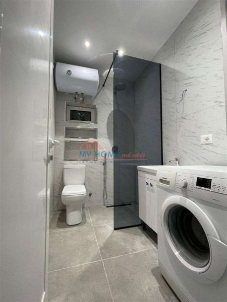 Tirane, jepet me qera apartament 2+1+Ballkon Kati 2, 70 m² 500 € (Rruga Siri Kodra)