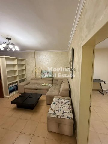 Tirane, jepet me qera apartament 2+1 Kati 1, 100 m² 750 € (Komuna e Parisit)