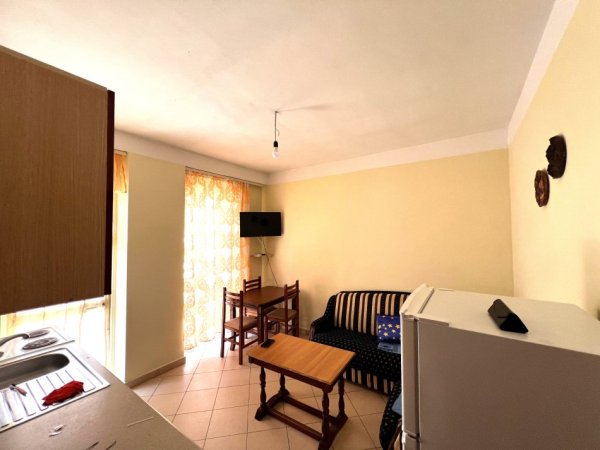 Tirane, jepet me qera apartament 1+1 Kati 3, 60 m² 450 € ( Jepet me qera Apartament 1+1 – 5 Maj (afër Concordit))