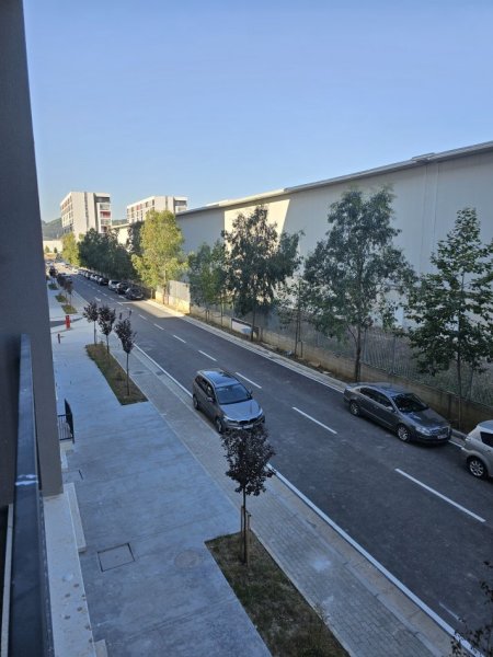 Tirane, shitet apartament 2+1+Ballkon Kati 1, 95 m² 110.000 €