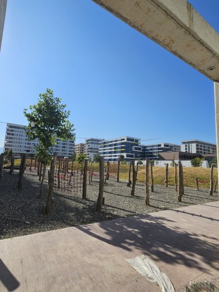 Tirane, shitet apartament 2+1+Ballkon Kati 1, 95 m² 110.000 €