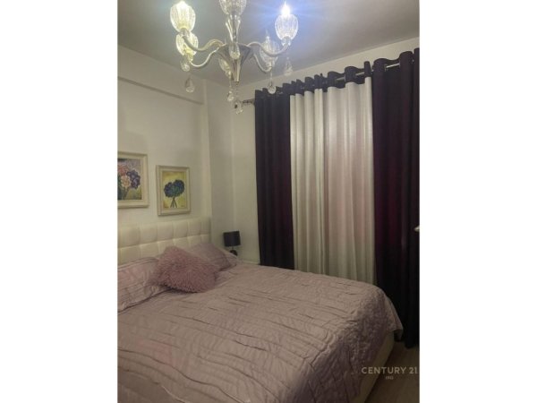 Tirane, shitet apartament 2+1 Kati 6, 85 m² 130.000 € (Yzberisht)