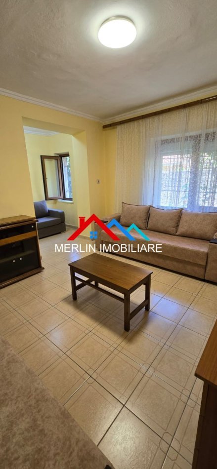 Tirane, shitet apartament 2+1+Ballkon Kati 1, 98 m² 195.000 € (RRUGA FORTUZI)