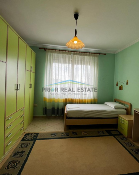 Tirane, jepet me qera apartament 2+1+Ballkon Kati 9, 110 m² 850 € (te Juridiku)