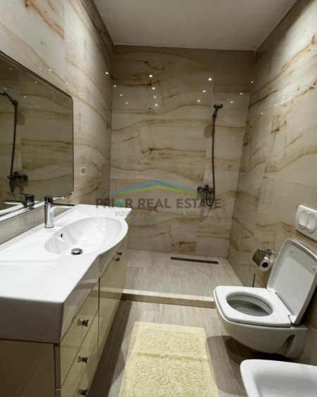 Tirane, jepet me qera apartament 2+1+Ballkon Kati 9, 110 m² 850 € (te Juridiku)