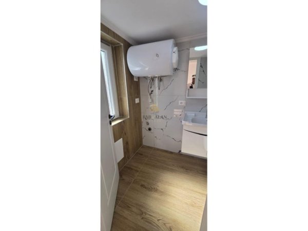 Tirane, shitet garsonier Kati 3, 30 m² 95.000 € (Myslym Shyr)