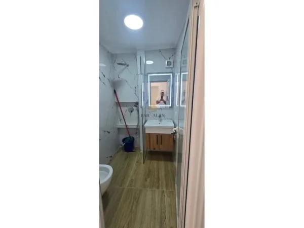 Tirane, shitet apartament 1+1 Kati 3, 42 m² 135.000 € (Myslym Shyri)
