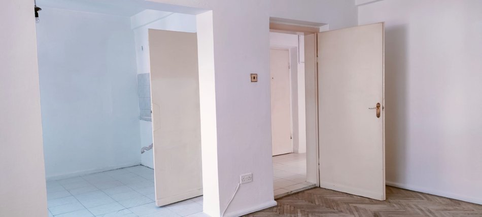 Tirane, shitet apartament 2+1+Ballkon Kati 4, 70 m² 125.000 € (Perballe Shkolles Harry Fultz)