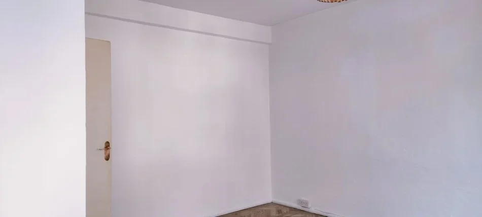 Tirane, shitet apartament 2+1+Ballkon Kati 4, 70 m² 125.000 € (Perballe Shkolles Harry Fultz)