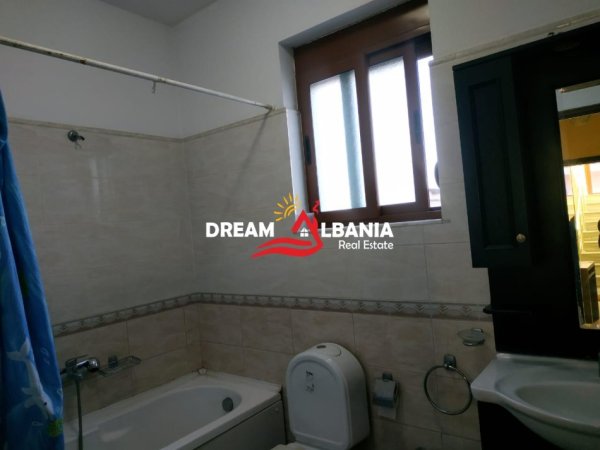 Tirane, shitet Vile Kati 5, 720 m² 730.000 € (ne Selite prane shkolles Marin Barleti)