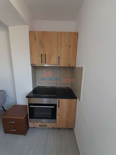 Tirane, jepet me qera apartament 1+1+Ballkon Kati 2, 53 m² 450 € (Ali Demi)