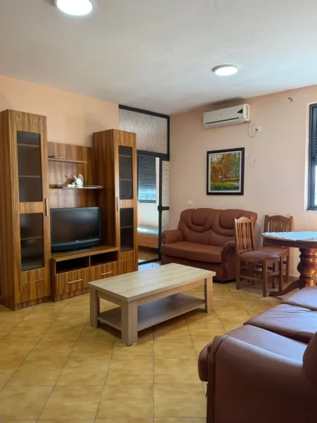 Tirane, jepet me qera apartament 2+1 Kati 9, 650 € 