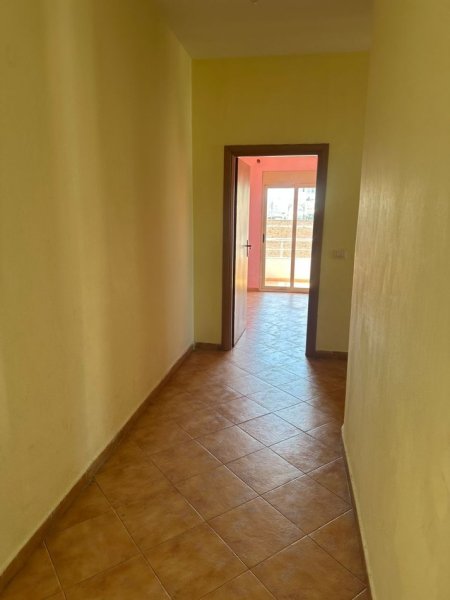 Durres, shitet apartament 2+1+Aneks+Ballkon Kati 5, 130 m² 130.000 € (Policia)