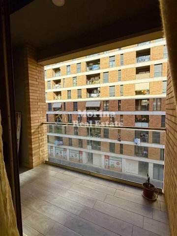 Tirane, jepet me qera apartament 2+1 Kati 4, 93 m² 750 € (Fjori di Bosko)