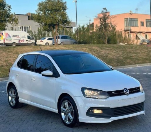 Durres, shes makine Vw POLO Nafte, e bardhë automatik 180.000 km 7.300 €
