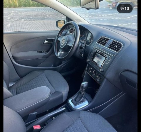 Durres, shes makine Vw POLO Nafte, e bardhë automatik 180.000 km 7.300 €