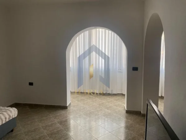 Tirane, shitet apartament 2+1 Kati 4, 66 m² 130.000 €