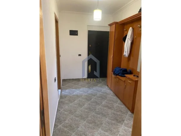 Tirane, shitet apartament 2+1 Kati 4, 66 m² 130.000 €