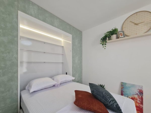 Tirane, shitet garsonier 1+1 Kati 3, 34 m² 108.000 € (pranë Sheshit Willson)