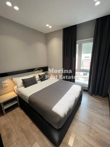 Tirane, jepet me qera apartament 1+1 Kati 4, 90 m² 1.500 € (Qender)