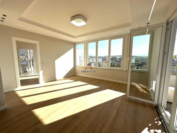 Tirane, shitet apartament 3+1+Ballkon Kati 6, 164 m² 260.000 € (XHAMLLIKU)