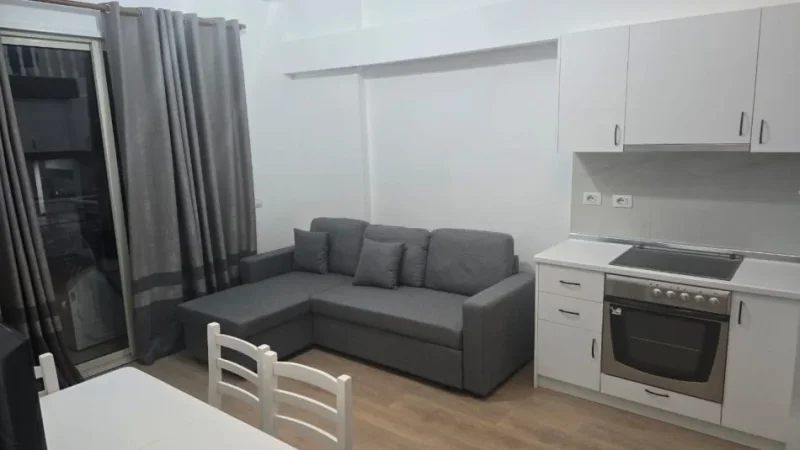 Tirane, jepet me qera apartament 1+1 Kati 1, 500 € 