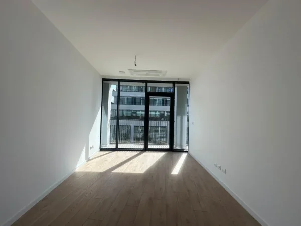 Tirane, jepet me qera zyre Kati 1, 93 m² 1.300 € (Lake View Rezidence)
