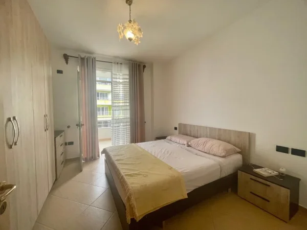 Shqiperi, shes apartament 1+1+Ballkon Kati 5, 83 m² 99.000 € 