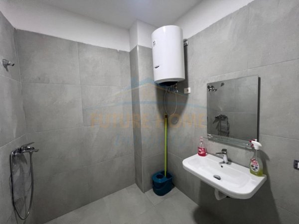 Tirane, jepet me qera apartament 2+1 Kati 2, 102 m² 500 € (ngjitur me Kompleksin Mangalem)