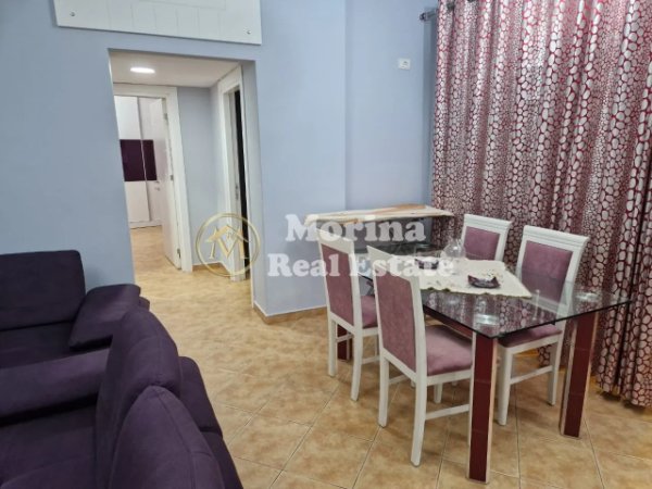Tirane, jepet me qera apartament 3+1 Kati 4, 120 m² 800 € (Zogu i Zi)