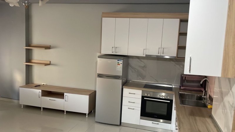 Tirane, jepet me qera apartament 1+1+Ballkon Kati 3, 60 m² 400 € (ASTIR)